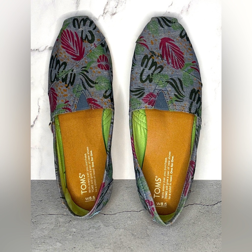 Toms Slip-on shoes